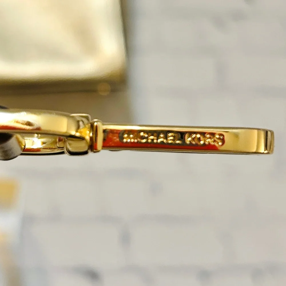 New Michael Kors Gold Satchel With Optional Crossbody - Picture 8 of 15